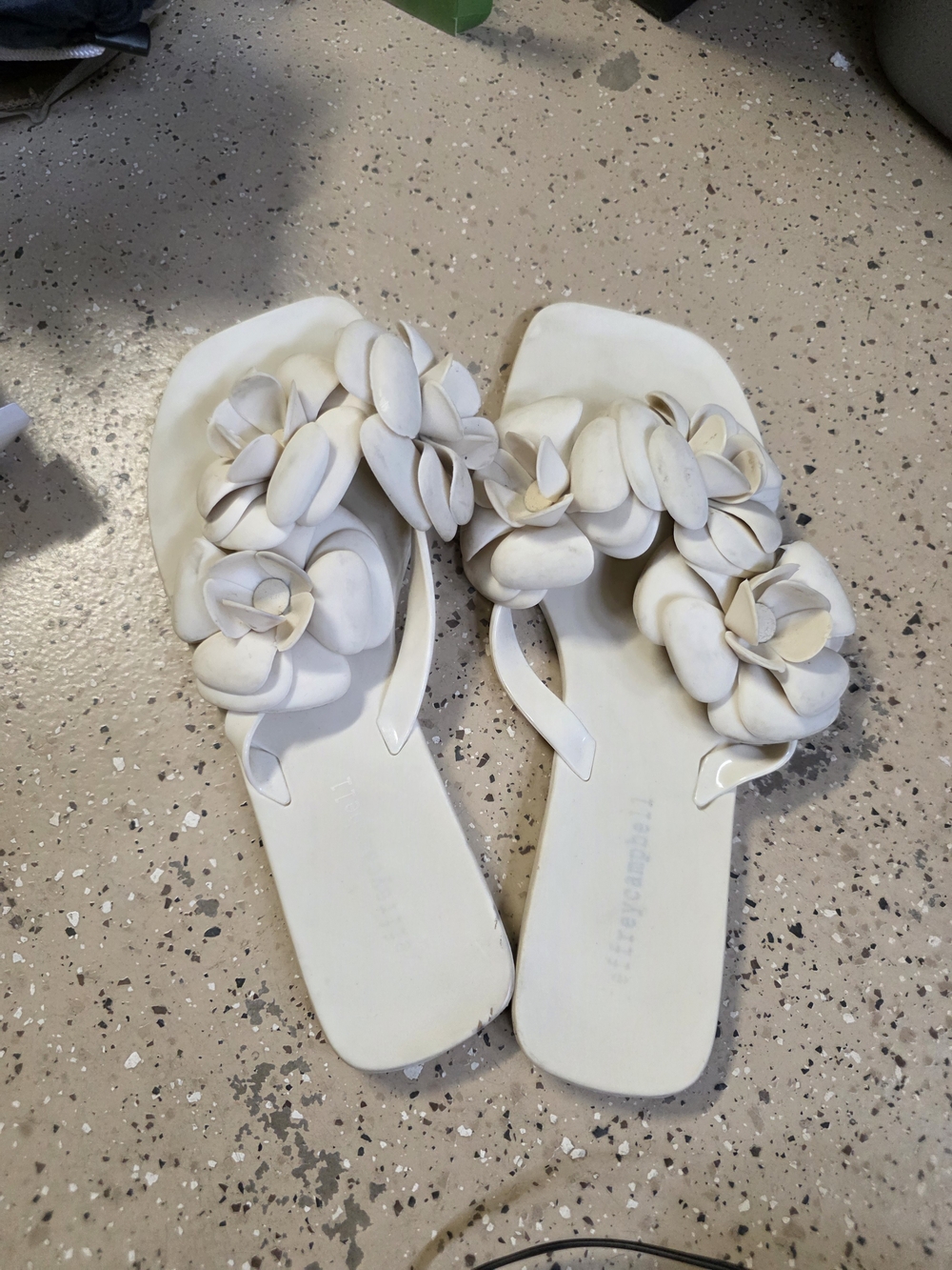 Jeffrey Campbell White Floral Appliqué Slide Sandals